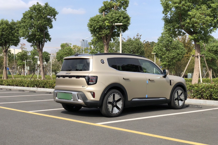 smart精灵#5 2024款 长续航奇旅 豪华版车身外观6001