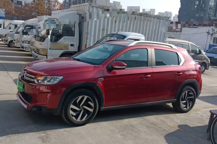 雪铁龙C3-XR 2015款 1.6L 自动先锋型车身外观4