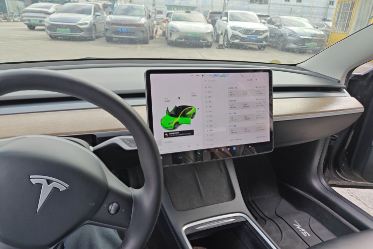 特斯拉 Model 3 2021款 标准续航后驱升级版 3D6中控内饰7002