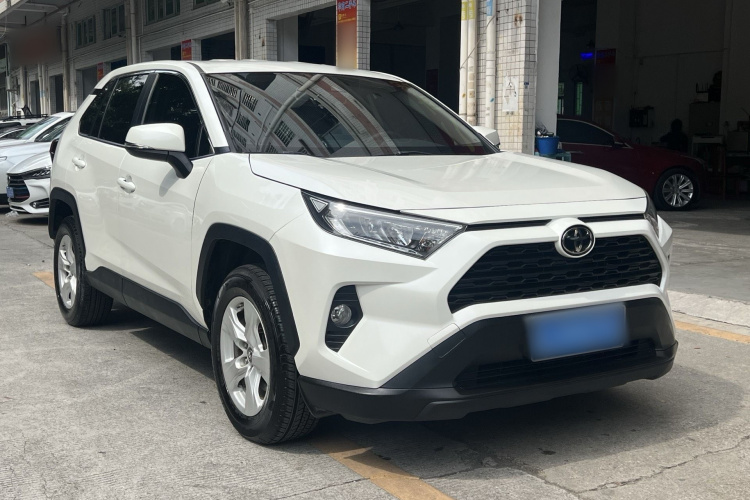 丰田 RAV4荣放 2020款 2.0L CVT两驱都市版车身外观6004