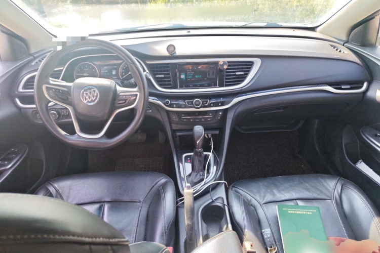 别克 英朗 2015款 18T 双离合豪华型中控内饰12