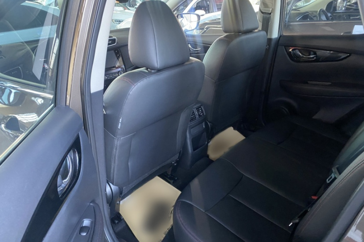 日产 逍客 2022款 2.0L CVT XV智享版中控内饰7003