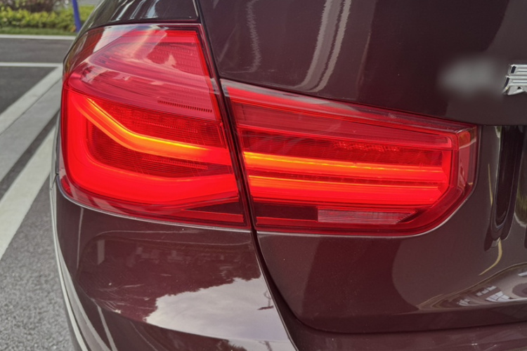 宝马3系 2017款 320Li 时尚型车身外观6010