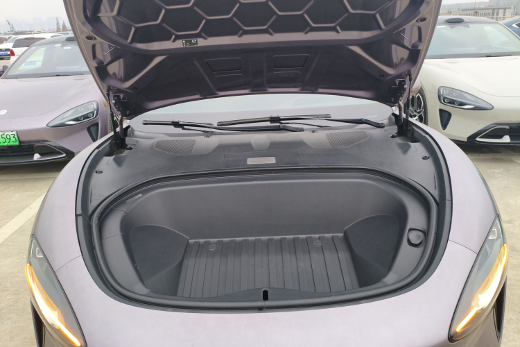 小米汽车 小米SU7 2024款 四驱超长续航高阶智驾Max版机舱底盘24