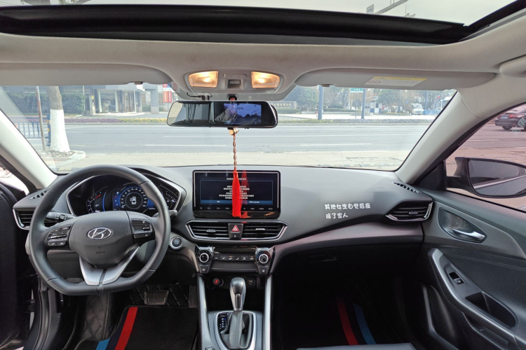 现代 菲斯塔 2021款 280TGDi GLX精英版中控内饰22