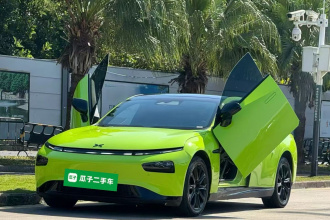 小鹏P7 2021款 670E鹏翼版