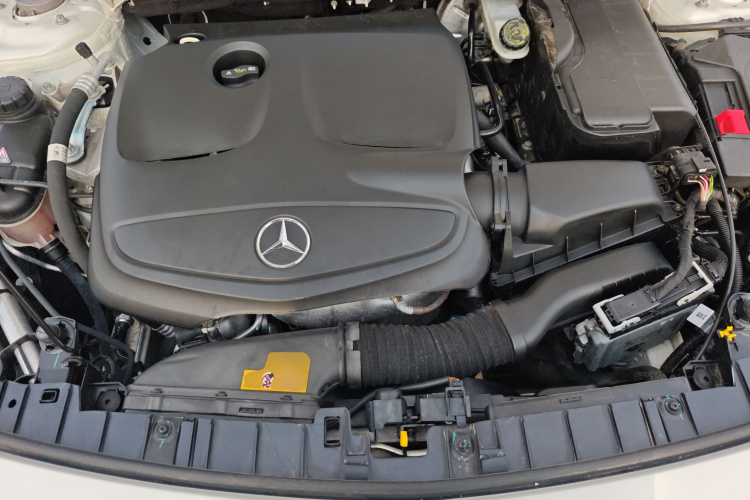 奔驰GLA 2018款 GLA 200 时尚型局部细节24