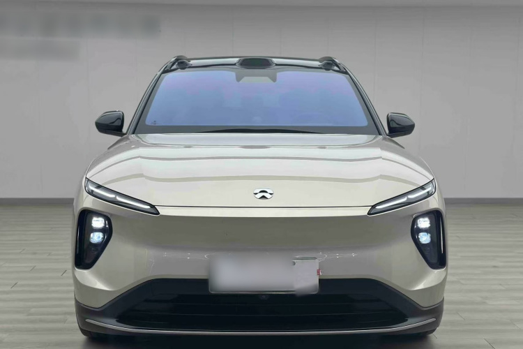 蔚来ES6 2024款 75kWh车身外观2