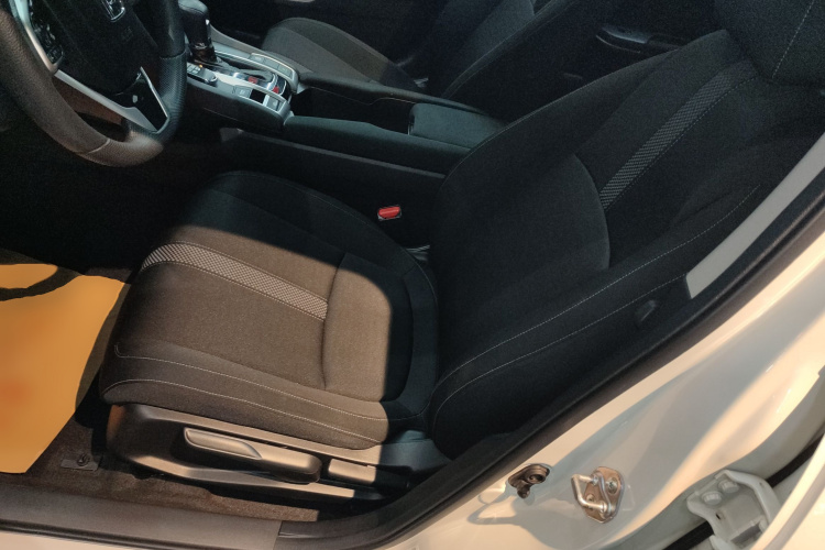 本田 思域 2019款 220TURBO CVT燃动版 国VI中控内饰19