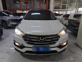 现代 胜达 2017款 2.0T 自动两驱智能型 7座