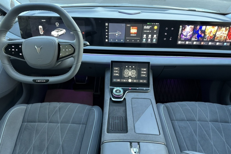 岚图汽车 岚图追光 2023款 四驱标准版中控内饰7005