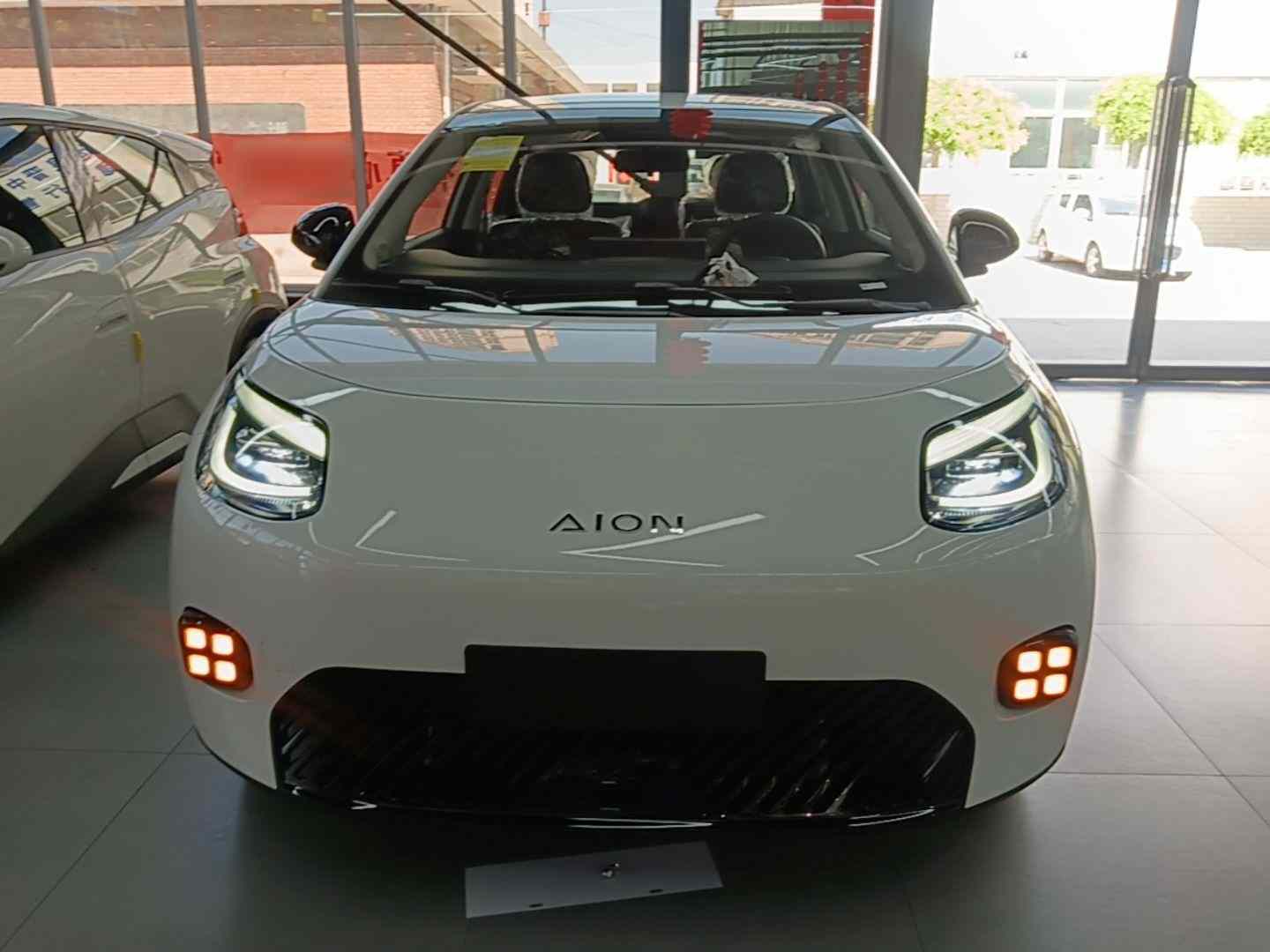 埃安 AION UT 2025款 420智享版(1)