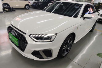 奥迪A4L 2020款 40 TFSI 豪华动感型
