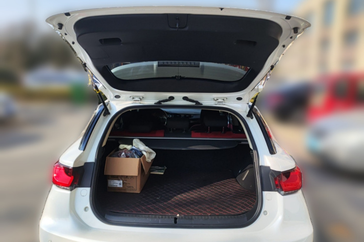 雷克萨斯CT 2017款 CT200h 精英版 单色 国V中控内饰23