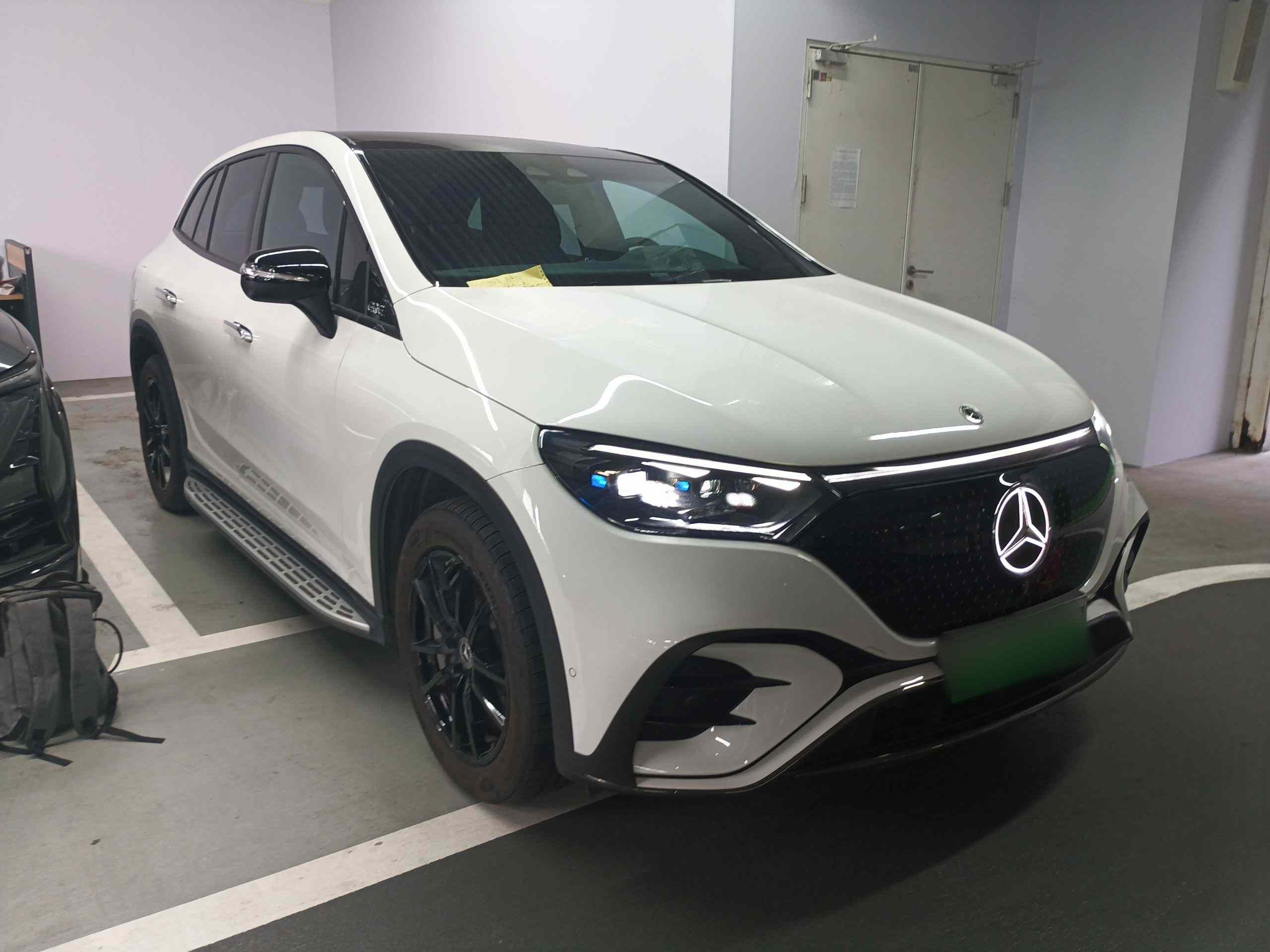 奔驰EQE SUV 2024款 350 4MATIC 先锋版(5)