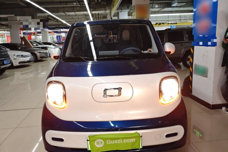 奔腾小马 2025款 222km 闪电马车身外观2