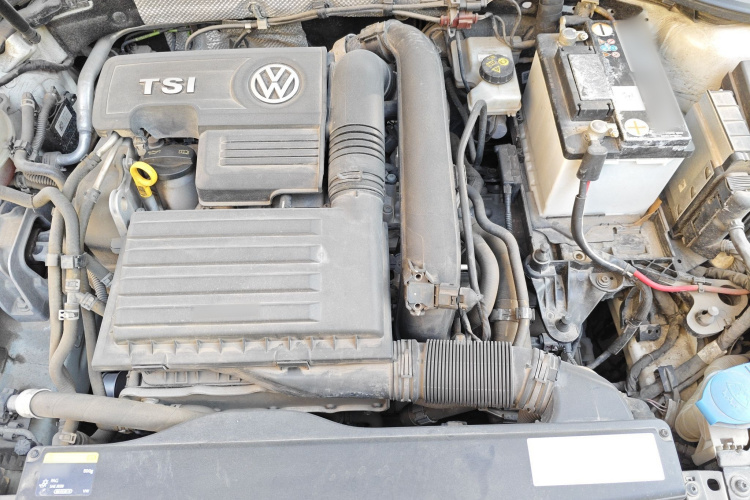 大众 高尔夫 2017款 230TSI 自动舒适百万辆纪念版局部细节24