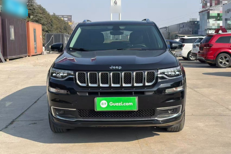 Jeep 指挥官PHEV 2020款 2.0T 插电混动臻享版车身外观2