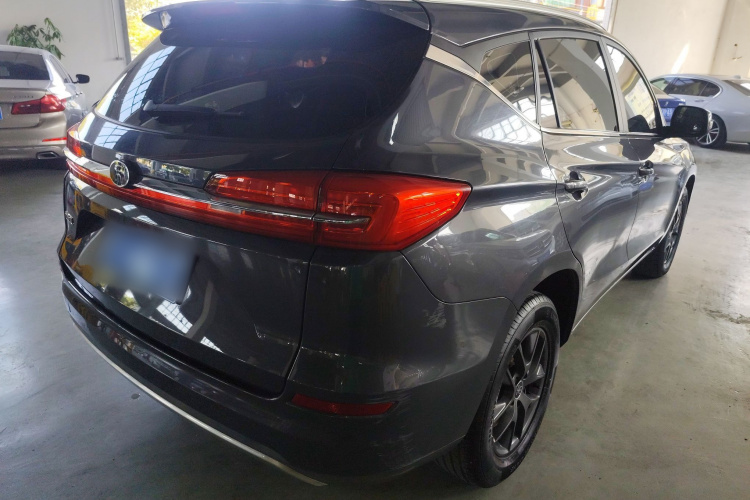 比亚迪 宋 2020款 经典版 1.5T 自动精英型车身外观6005