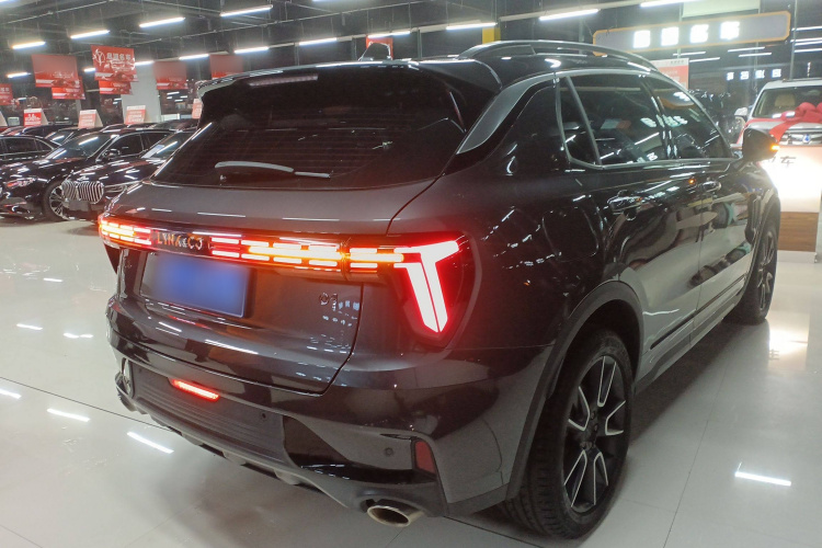 领克01 2023款 2.0TD 两驱型Pro车身外观6005