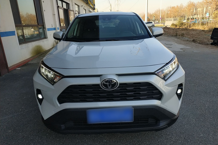 丰田 RAV4荣放 2023款 2.0L CVT两驱都市版车身外观6001