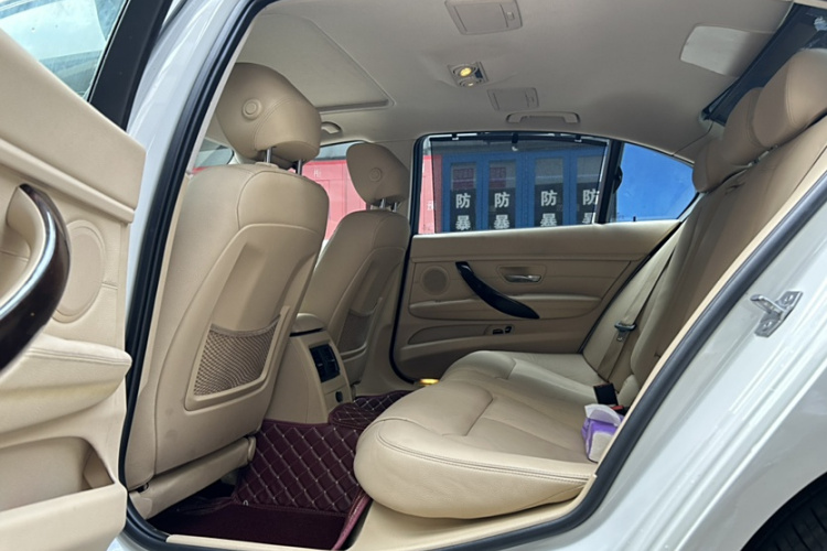 宝马3系 2013款 328Li 时尚型中控内饰7006