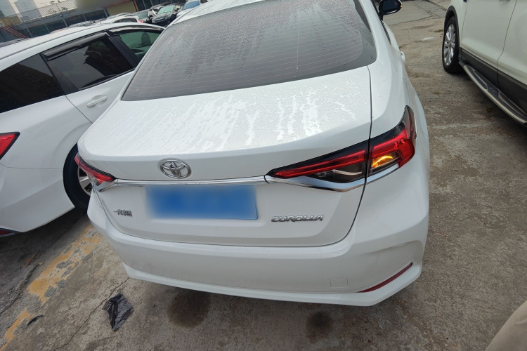 丰田 卡罗拉 2022款 TNGA 1.5L CVT先锋版车身外观6004