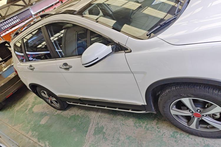 哈弗H6 2015款 改款 运动版 1.5T 手动两驱精英型车身外观6002