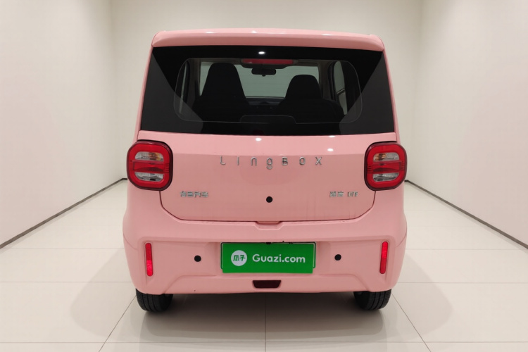 凌宝汽车 凌宝uni 2023款 超甜版（手动座椅）车身外观6