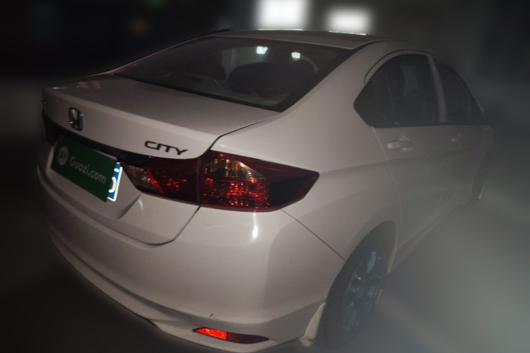 本田 锋范 2015款 1.5L 手动舒适版车身外观6005