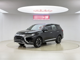 三菱 欧蓝德 2020款 2.4L 四驱致享版 5座