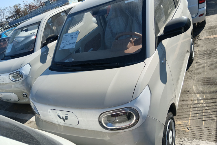 五菱汽车 宏光MINIEV 2024款 第三代 215km 青春版车身外观6001