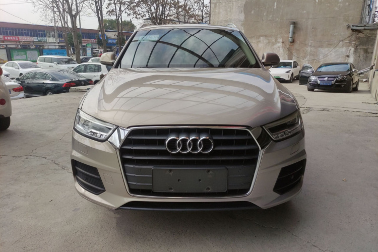 奥迪Q3 2018款 30周年年型 30 TFSI 时尚型车身外观2