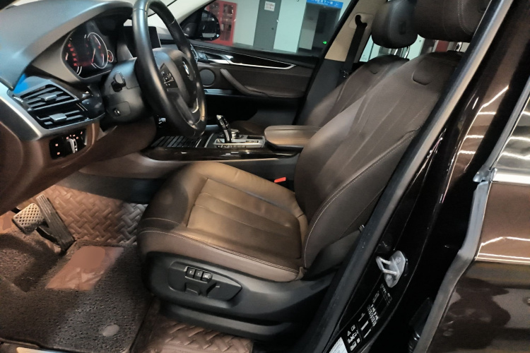 宝马X5(进口) 2018款 xDrive28i局部细节19