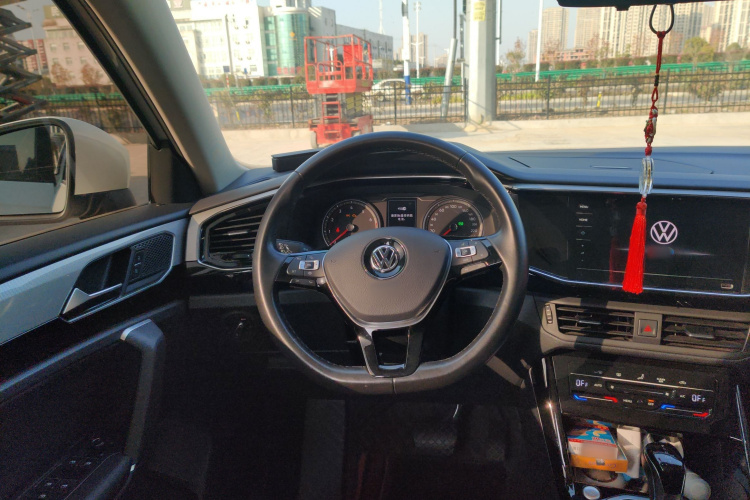 大众 探岳 2020款 330TSI 两驱豪华智联版中控内饰13