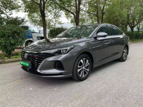 长安 逸动 2021款 PLUS 蓝鲸NE 1.4T GDI DCT尊贵型