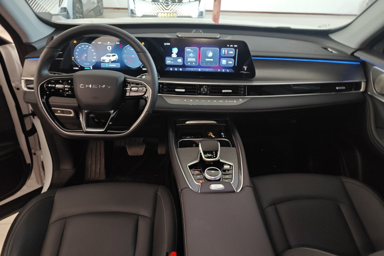 奇瑞 瑞虎8 PRO 2025款 290T 两驱豪华版中控内饰12