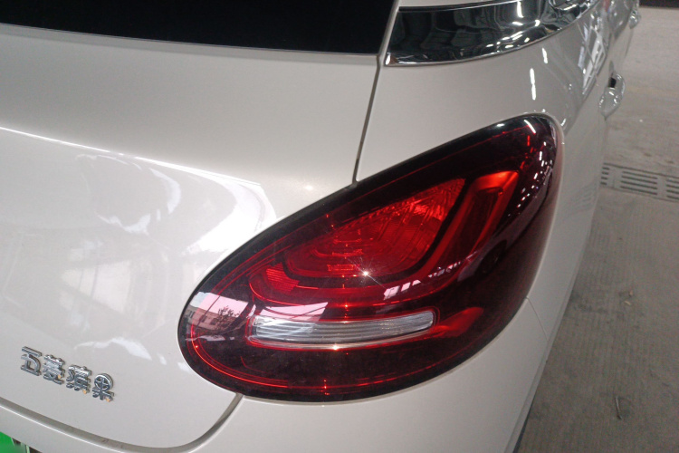 五菱汽车 五菱缤果 2024款 203km 轻享款车身外观6006