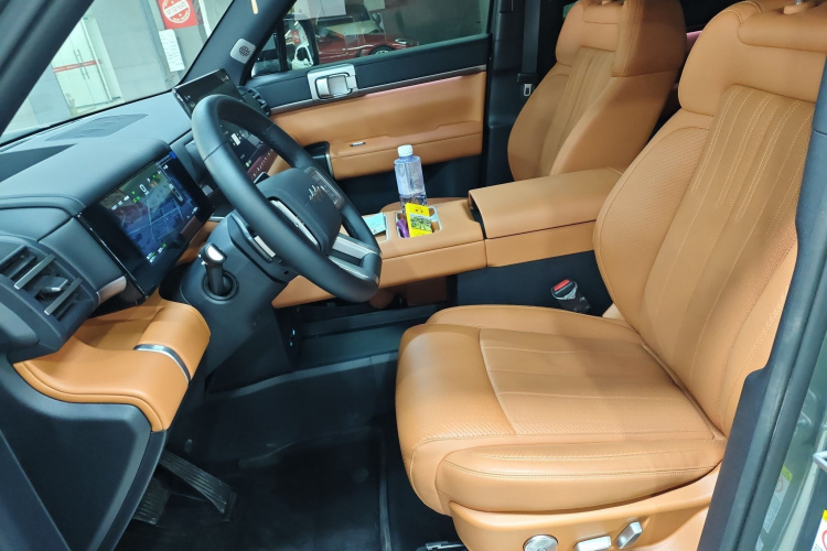 方程豹 钛7 2025款 135KM两驱Pro版局部细节19