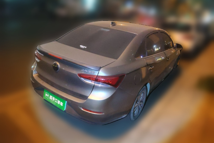 别克 英朗 2019款 18T 自动互联精英型 国VI车身外观7