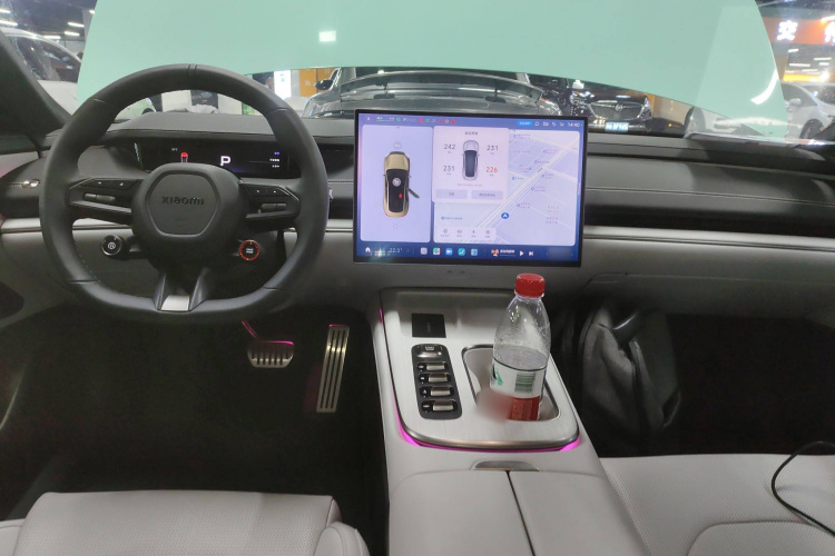 小米汽车 小米SU7 2024款 四驱超长续航高阶智驾Max版中控内饰7002