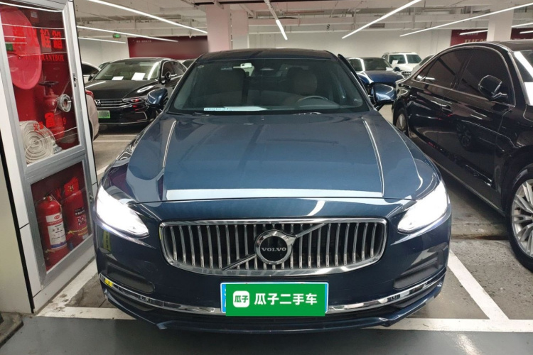 沃尔沃S90 2022款 B5 智远豪华版车身外观2