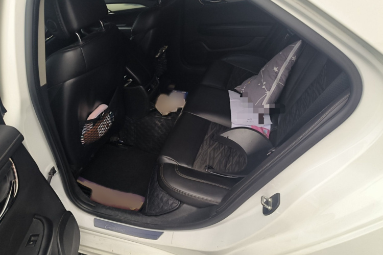 凯迪拉克ATS-L 2017款 28T 技术型中控内饰7004