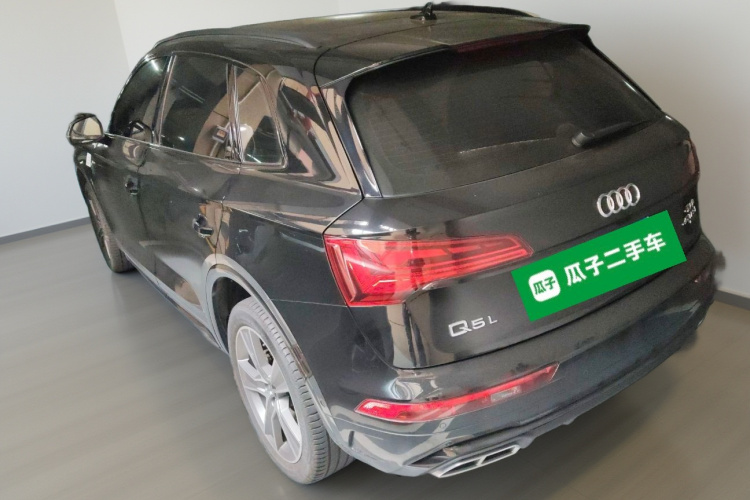 奥迪Q5L 2022款 改款 45T 豪华动感型车身外观5