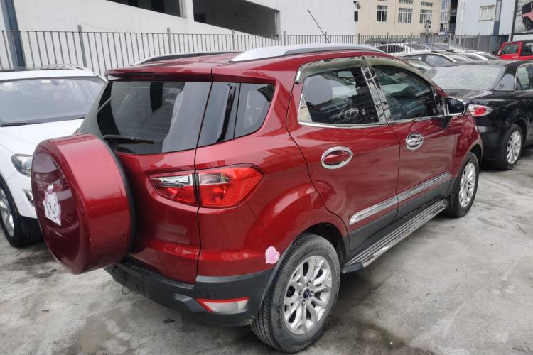 福特 翼搏 2017款 1.5L 手动尊贵型车身外观7