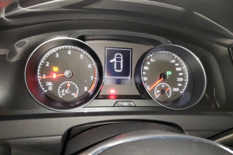 大众 高尔夫 2019款 280TSI DSG豪华型 国VI局部细节14