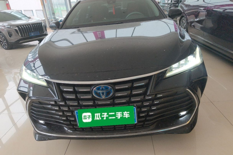 丰田 亚洲龙 2023款 双擎 2.5L 豪华版车身外观2