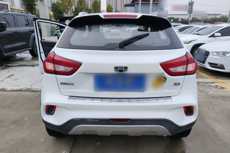 吉利汽车 远景X3 2017款 1.5L 自动尊贵型车身外观6