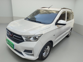 五菱汽车 五菱宏光 2018款 1.5L S标准型L2B