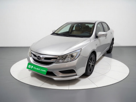 比亚迪 速锐 2015款 1.5L 自动舒适型